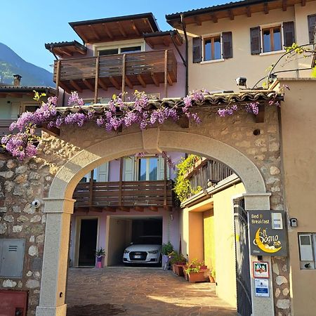 Il Sogno Bed and Breakfast Avio Exteriör bild